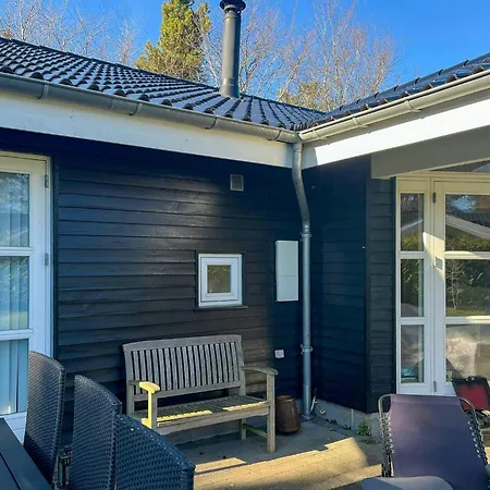 With Sauna Near Anneberg *