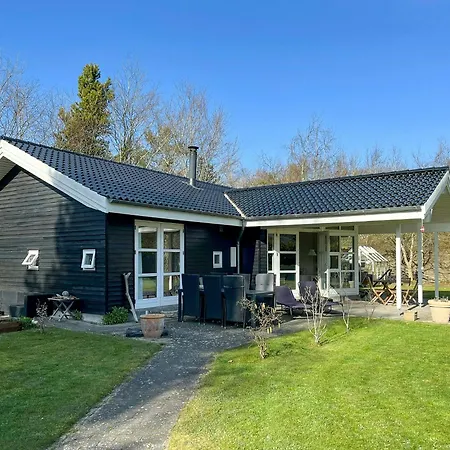 With Sauna Near Anneberg Semesterbostad Højby